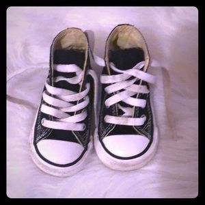 Converse baby shoes 4T
